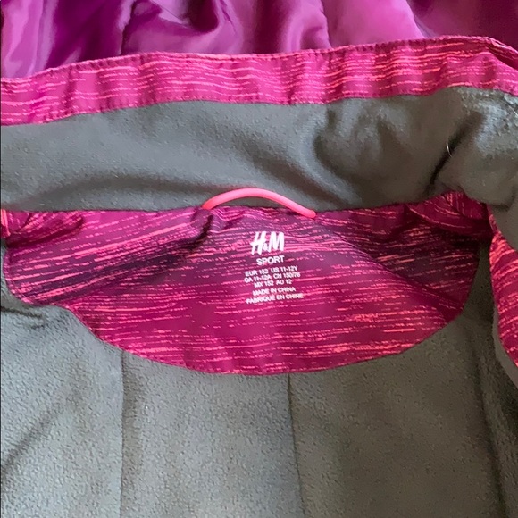 Columbia Omni-tech Snowpants and H&M winter coat - Picture 13 of 16